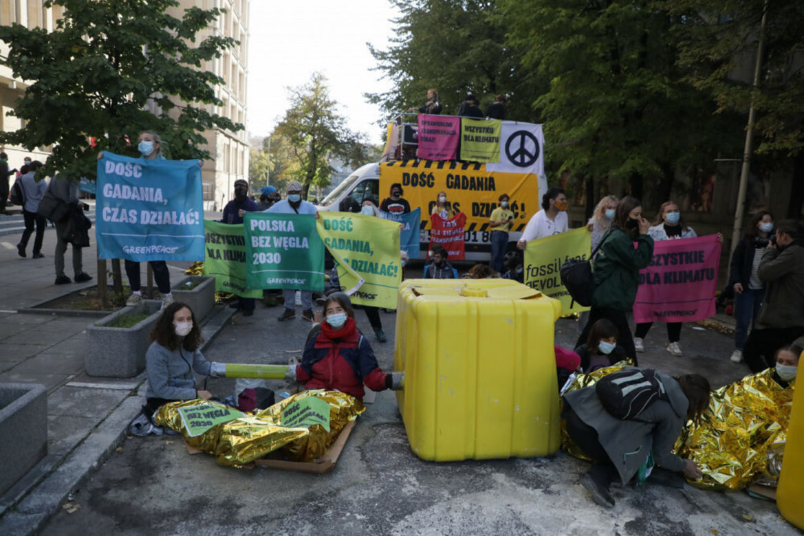 Aktywiści Greenpeace zablokowali gmach Ministerstwa Aktywów Państwowych