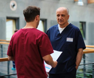 Pierwsza miłość: Marek dowiaduje się, że Teresa żyje. Mężczyzna jest w szoku