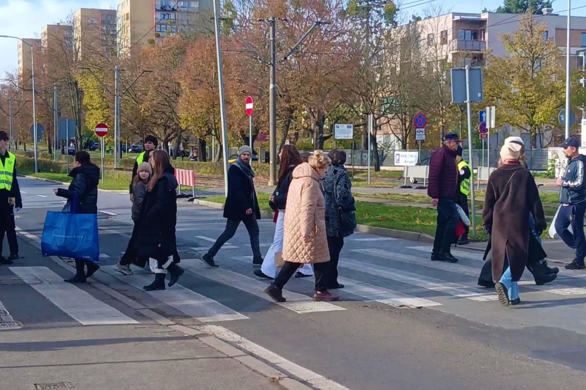 1 listopada na Cmentarzu Centralnym w Szczecinie