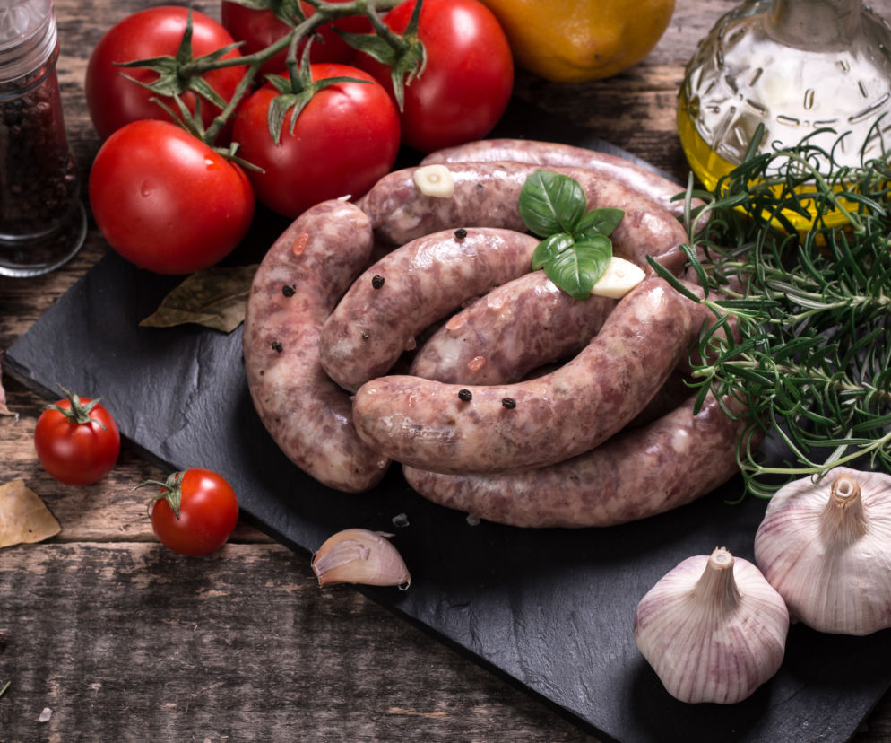 Ukraińska kiełbasa domowa, przepis na wieprzową kiełbasę