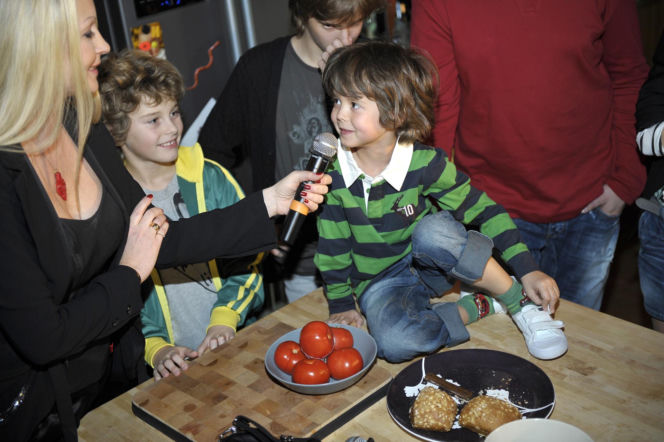 Mateusz Pawłowski jest dziś nie do poznania. Tak zmienił się Kacperek z serialu "Rodzinka.pl"