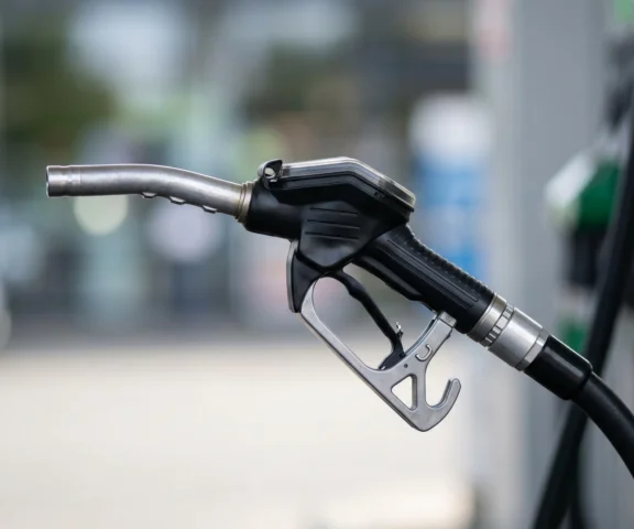 Rząd ustalił maksymalne ceny paliw. Od czwartku za benzynę i diesla zapłacimy zupełnie inaczej