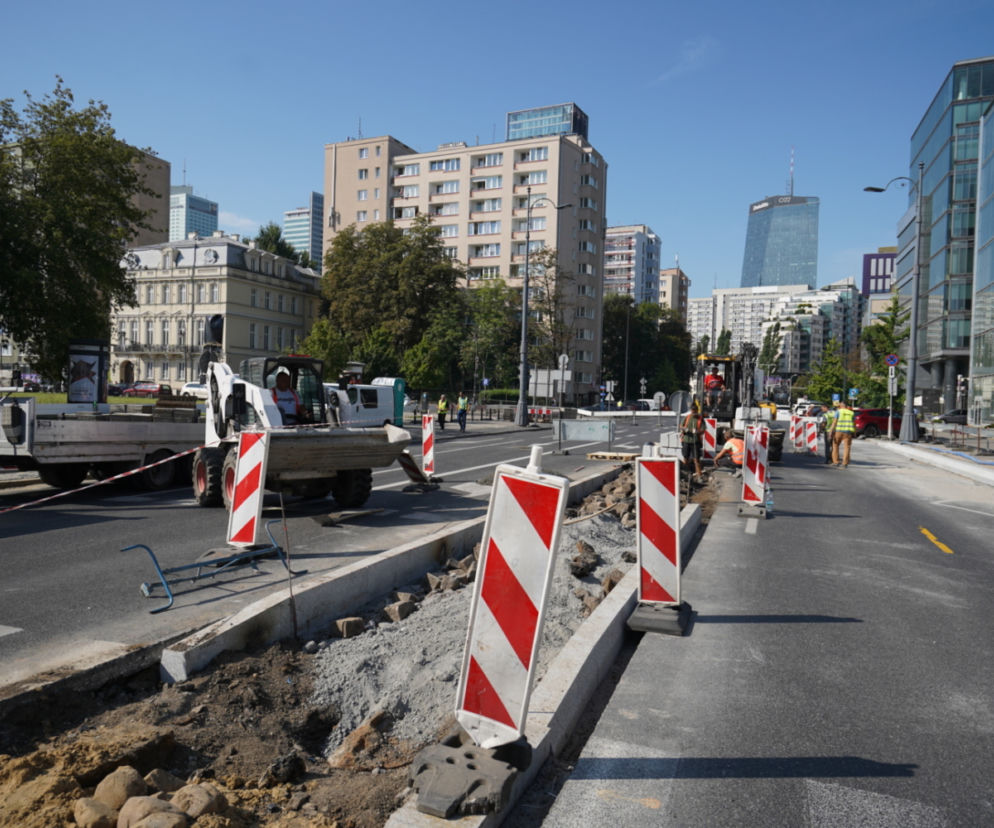 Rozkopali skrzyżowanie w centrum Warszawy