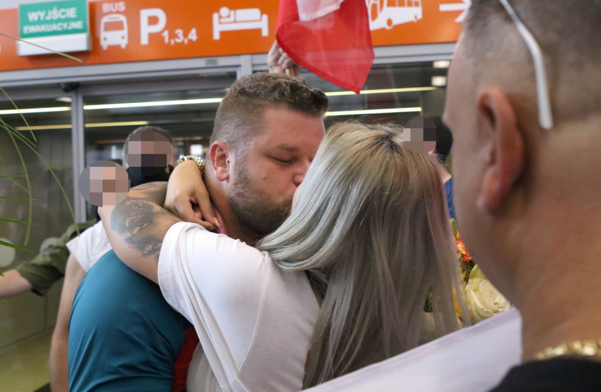 Paweł Fajdek w objęciach najbliższych