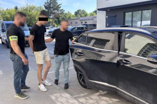 41-latek szedł ulicą w koszulce piłkarskiej. Chwilę później został zaatakowany