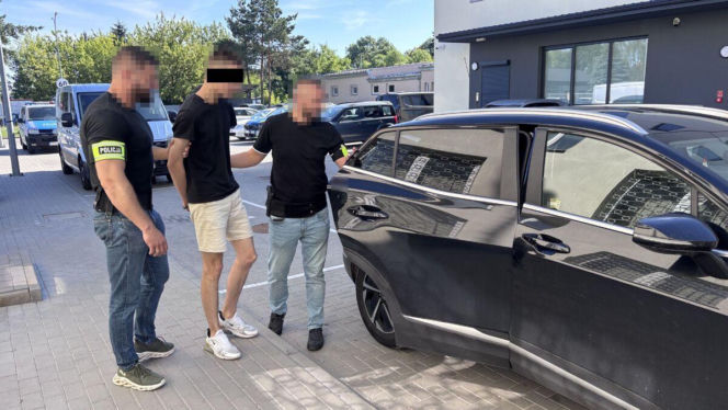 41-latek szedł ulicą w koszulce piłkarskiej. Chwilę później został zaatakowany