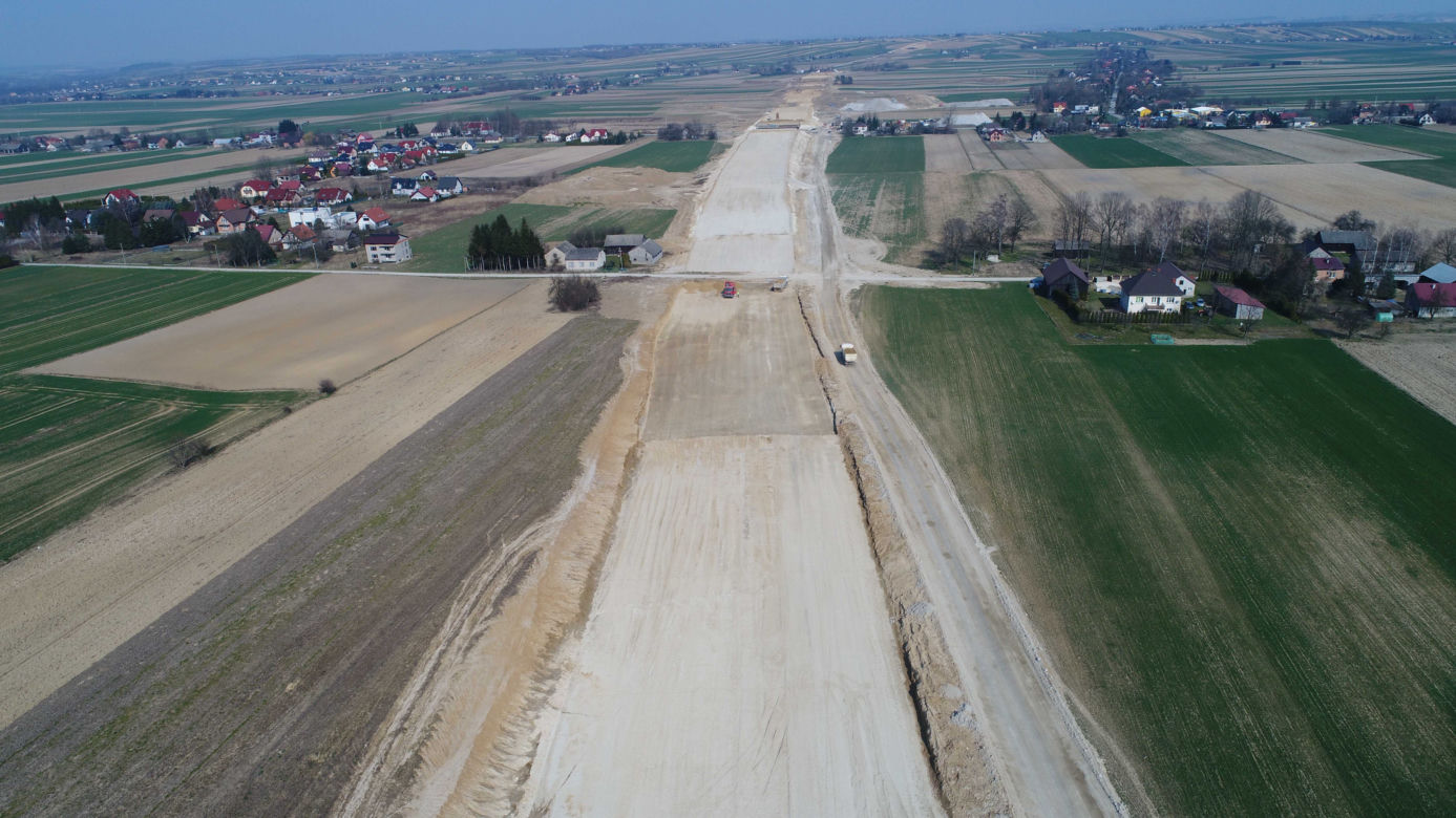 Tak powstaje trasa S7 z Krakowa do Warszawy