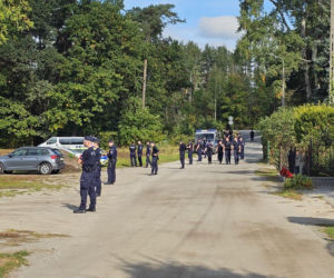 Policja przerywa poszukiwania dyrektora znanej firmy. Ich finał jest tragiczny!