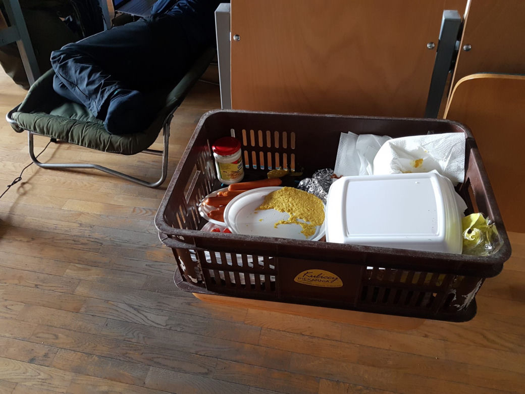 Strażacy uwięzieni na kwarantannie