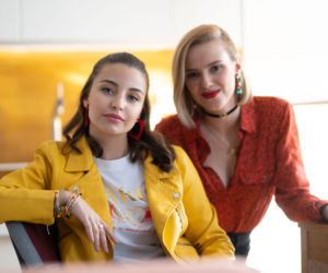 Zawsze warto. Ada (Julia Wieniawa), Ewa (Zofia Domalik)