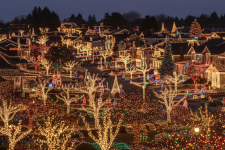 Świąteczne iluminacje w Świętokrzyskiem. Gmina Pawłów zachwyca, ale czy to tam jest najwięcej światełek?