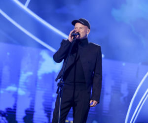 Fani są w szoku po występie Stinga! 74-latek wyglądał jak młodzieniaszek. I jaka klasa! Polską gwiazdę obdarował różą!