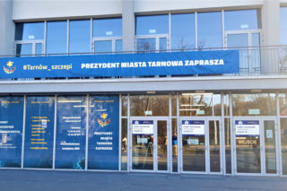 Przedsiębiorcy chcą wprowadzenia obowiązkowych szczepień przeciw COVID-19