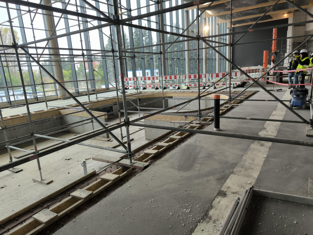 Modernizacja Pływalni Akwawit w Lesznie stan na październik 2026