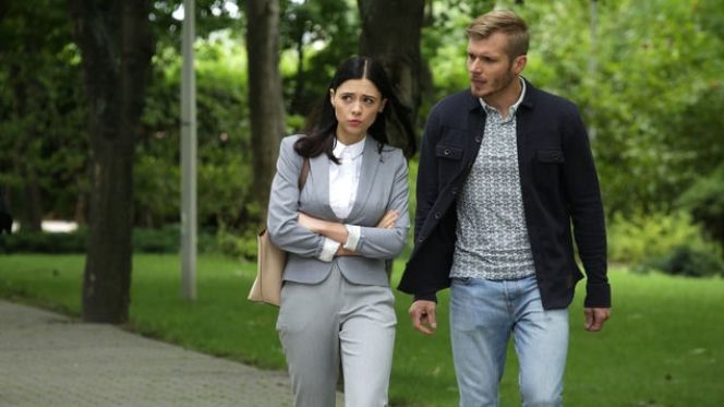M jak miłość odcinek 1255, Iza (Adriana Kalska), Artur (Tomasz Ciachorowski)