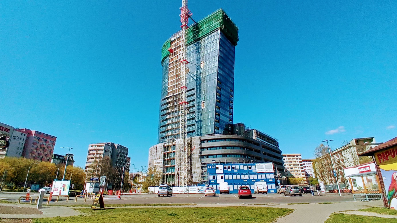 Budowa Hanza Tower - kwiecień 2020
