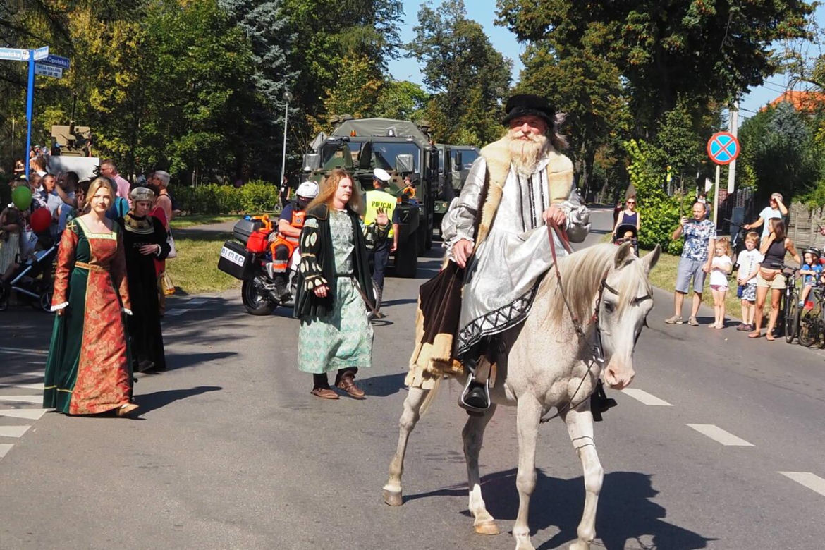 Gwarki 2023 w Tarnowskich Górach: ulicami miasta przeszedł tradycyjny pochód gwarkowski