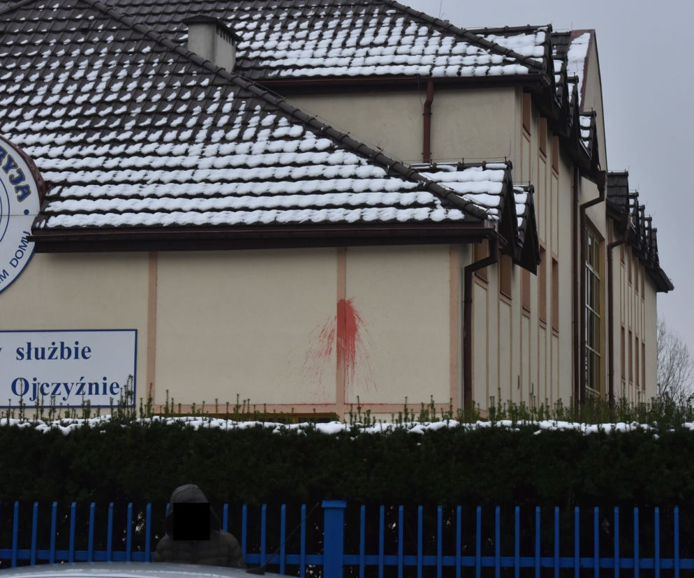 Seks na satanistycznej orgii przed Radiem Maryja?! Policjant z Torunia nie zostawia wątpliwości