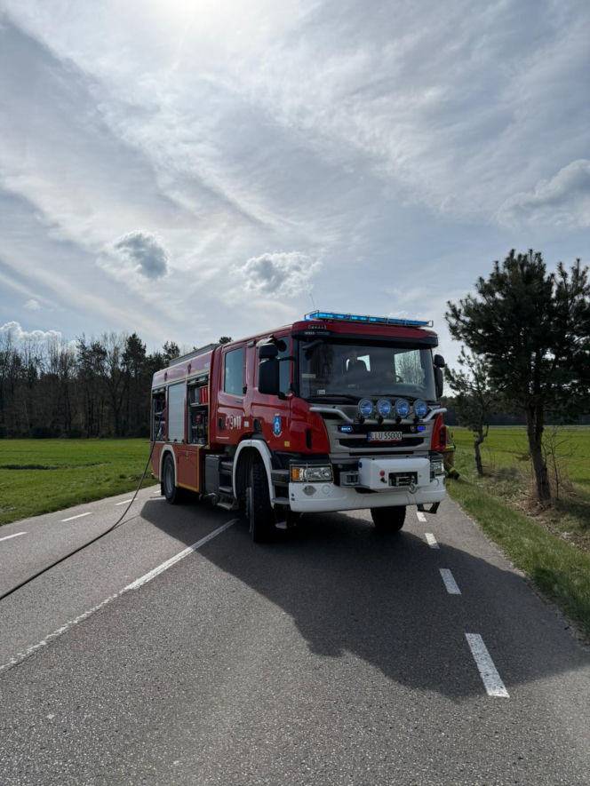Wypadek ciężarówki w miejscowości Nowa Wróblina