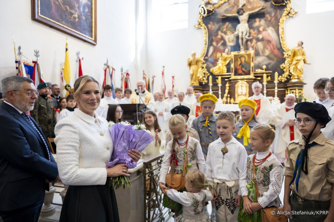 Marta Nawrocka ruszyła w samodzielną podróż do Austrii. Co tam robiła?