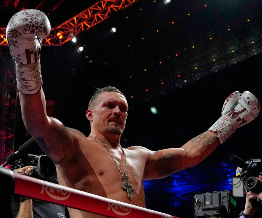 Ołeksandr Usyk pokonał Rico Verhoevena! Dziwna decyzja sędziego! RELACJA NA ŻYWO