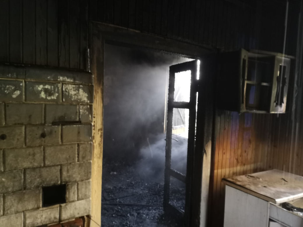 Znowu pożar w Lipiu. Nad ranem spłonął drewniany budynek 
