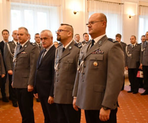 Białystok. Od 30 lat są związani z policją. Zobacz kto został wyróżniony