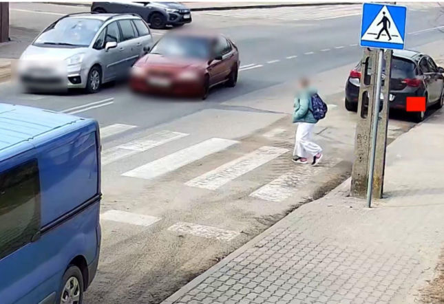 Sekundy dzieliły od tragedii. Prawie przejechał dziewczynkę na pasach! Wszystko się nagrało