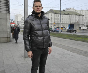 Koniec ze spaniem na siedzeniach w komunikacji miejskiej. Radni przegłosowali uchwałę