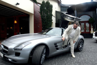 Niezwykła kariera braci Koral. Od kręcenia lodów w piwnicy do milionów