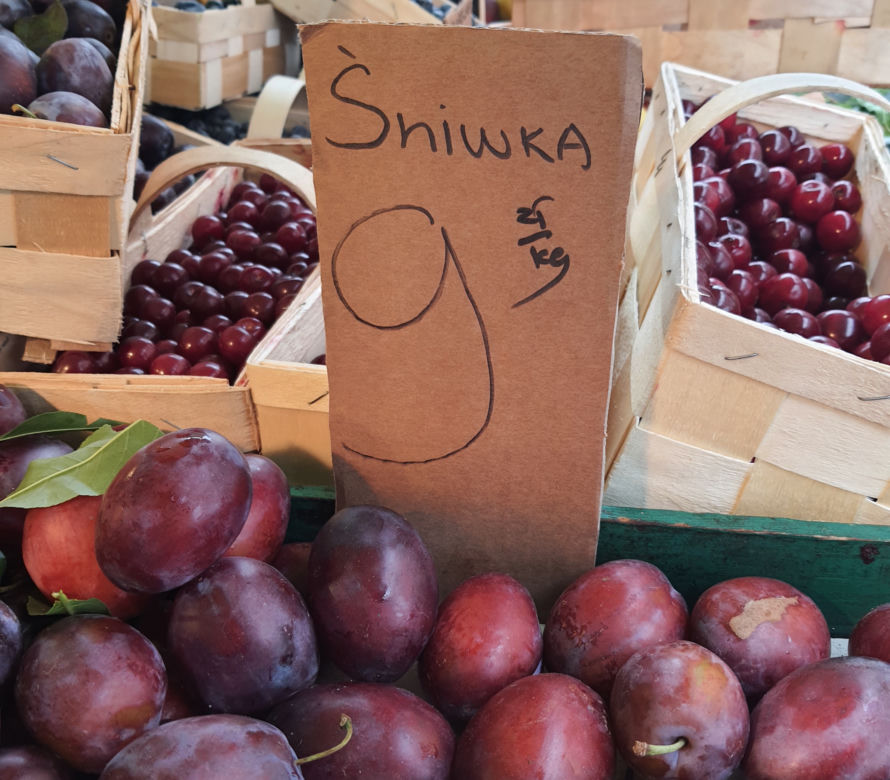 Śliwka kosztuje 9 zł za kilogram
