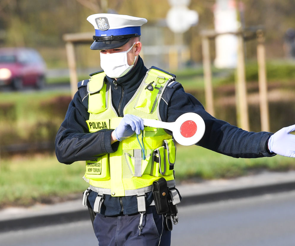 Był tak pijany, że na alkomacie zabrakło skali! Nawet policjanci byli w szoku, wynik zaskakuje