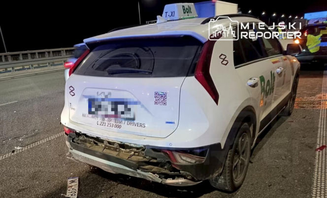 Karambol na S2 po wybuchu agresji drogowej, kierowcy zajeżdżali sobie drogę