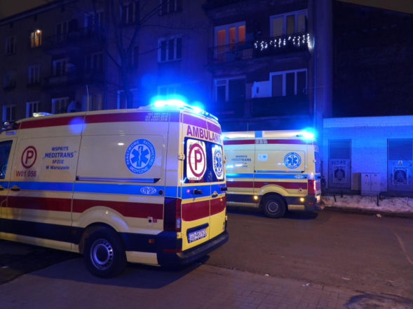 Tragiczny finał interwencji w Bydgoszczy. Mężczyzna miał nóż