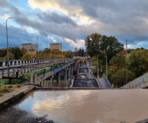 Koszalin: Most zawalił się na samochód