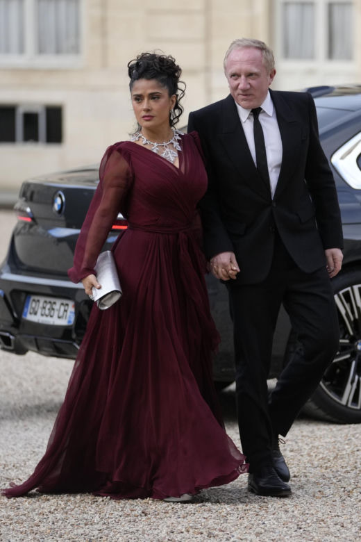 Salma Hayek nic się nie zmieniła przez 20 lat! Te zdjęcia w bikini to hit!