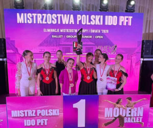 Uczniowie Niepublicznej Szkoły Sztuki Tańca Caro Dance w Siedlcach odnieśli spektakularny sukces, zdobywając łącznie kilkanaście medali podczas pierwszych ogólnopolskich turniejów tanecznych
