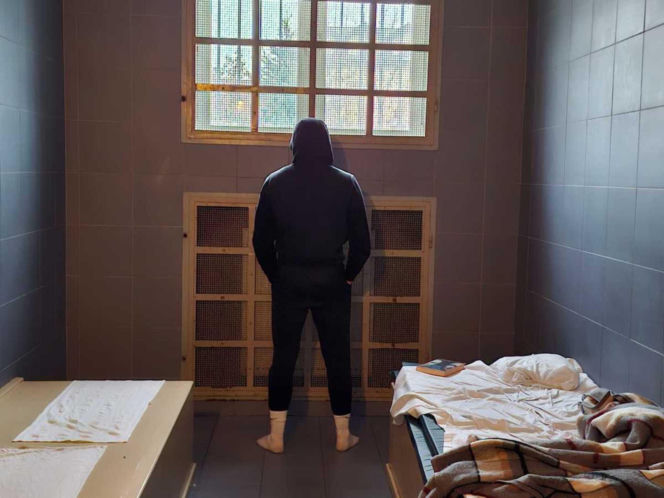 Uciekał przed policją, wyrzucił sejf z pieniędzmi! Sensacyjny pościg pod Warszawą