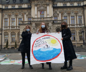 Happening Młodzieżowego Strajku Klimatycznego w Nowym Sączu