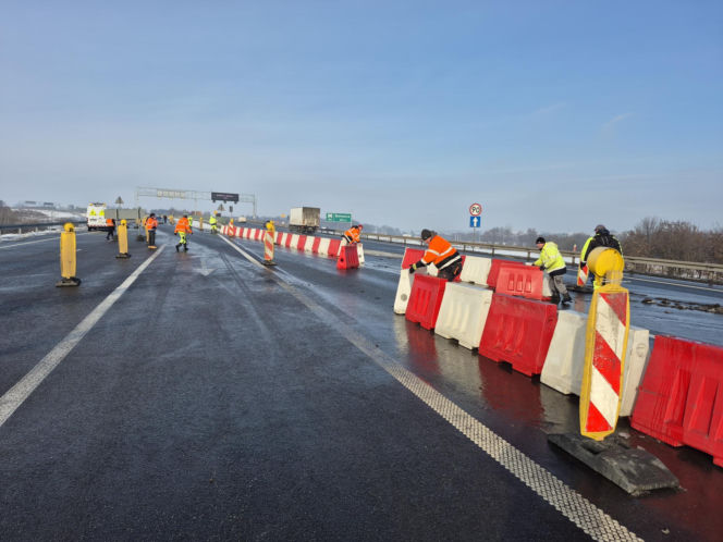 15 stycznia 2026 otwarto nowy zjazd z Północnej Obwodnicy Krakowa (POK) na S7 w kierunku Warszawy na węźle Mistrzejowice