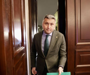 Afera przed IO. Piesiewicz i Małysz przyjechali do ministra sportu