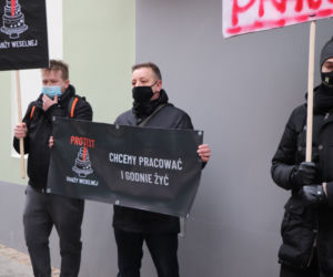 Protest branży ślubnej w Toruniu