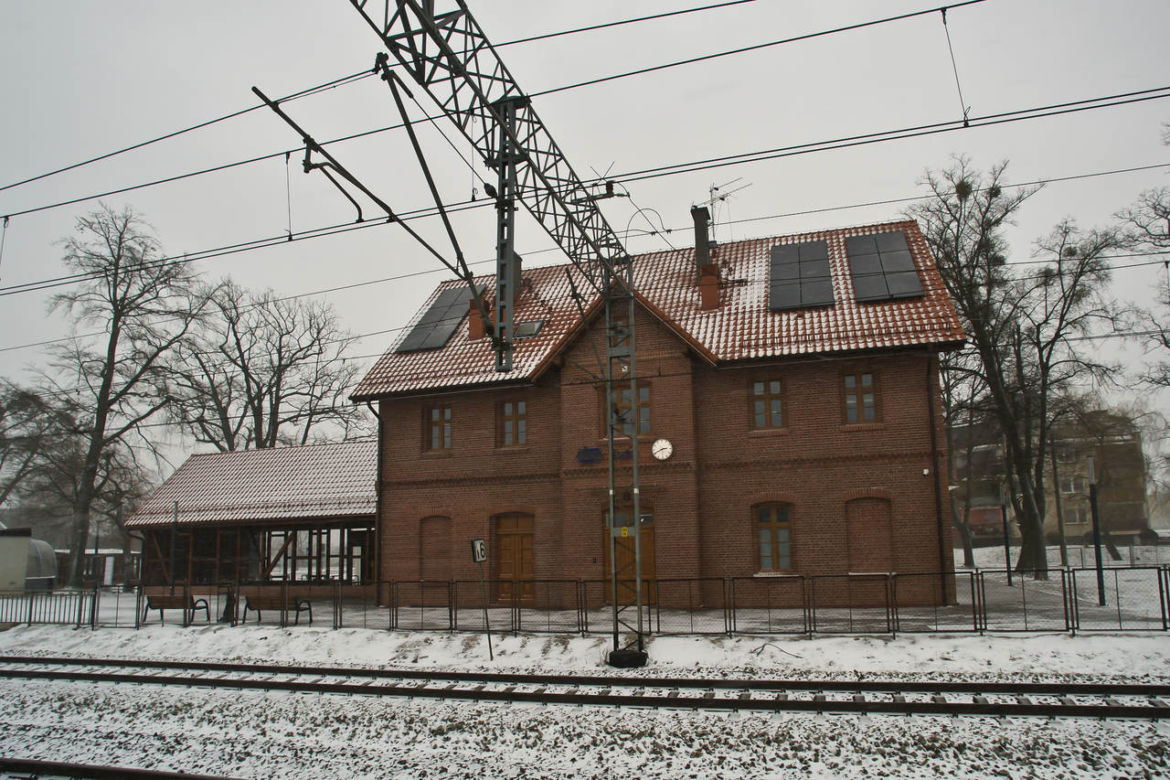 Zabytkowy dworzec w Suszu już otwarty po modernizacji. Zobacz, jak wygląda! [ZDJĘCIA]