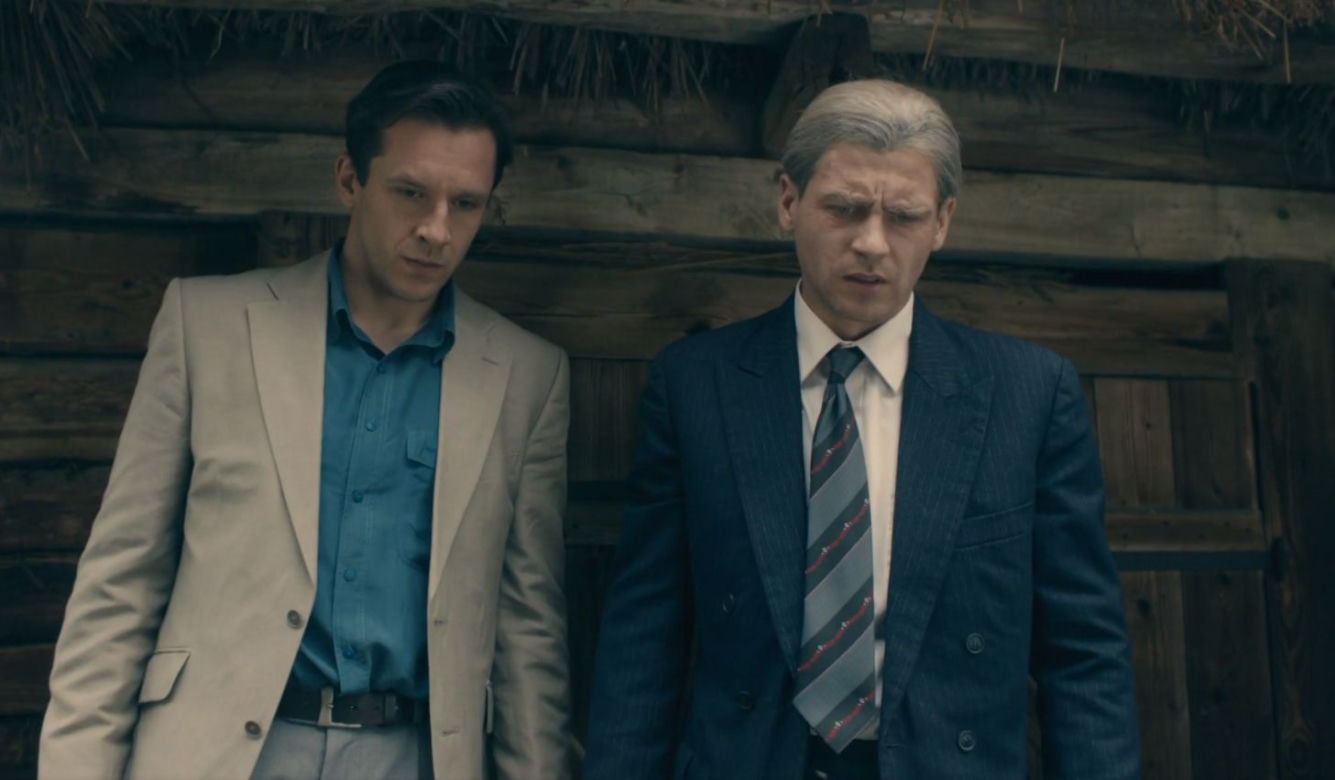 Stulecie Winnych 4, odc. 49: Jasiek (Patryk Szwichtenberg), Juliusz Czerwiec (Jacek Knap)