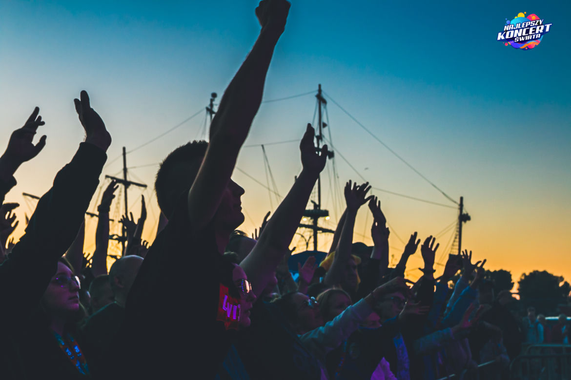 Najlepszy Koncert Świata 2022 w Gdyni. Co tam się działo! Zobacz zdjęcia z imprezy VOX FM