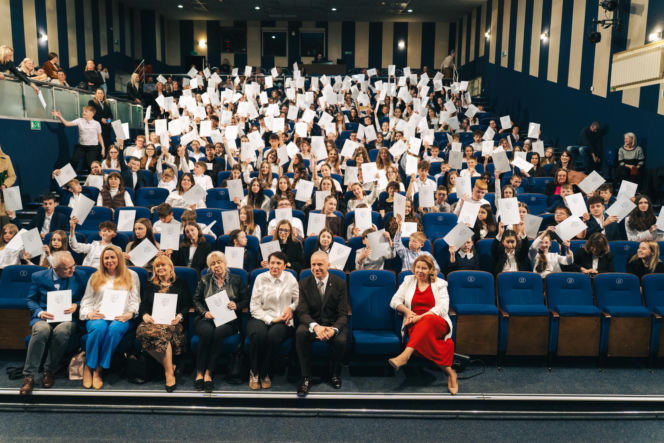 Najzdolniejsi uczniowie odebrali stypendia Prezydenta Miasta Siedlce