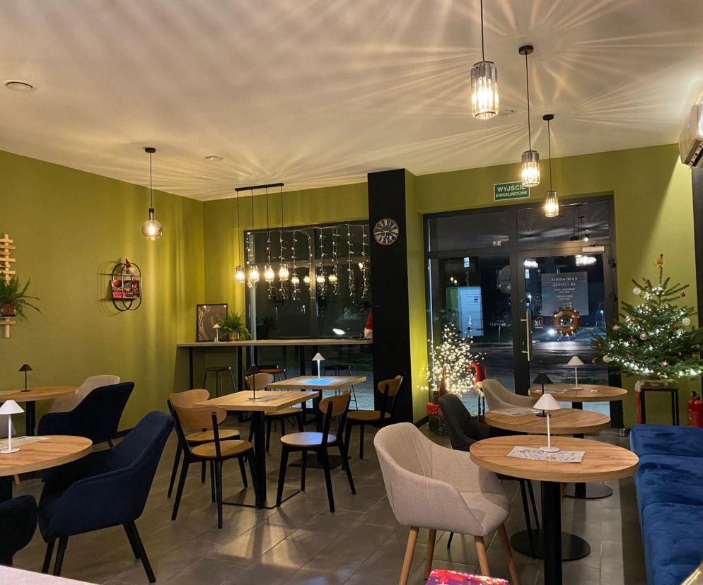 Tarnowskie Góry mają nowe miejsce na kawę. KB Coffee kusi chałwą, baklawą i sahlabem