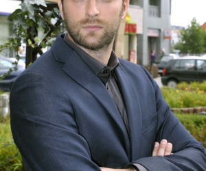 Filip Bobek