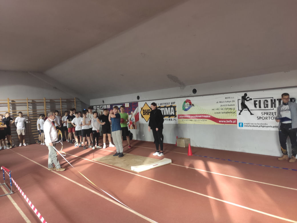 Mikołajkowe zawody lekkoatletyczne