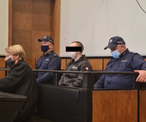 Dostawca pieczywa skatowany na śmierć bejsbolem w Jaworniku Polskim. Sąd skazał Adama Sz. na dożywocie [ZDJĘCIA]